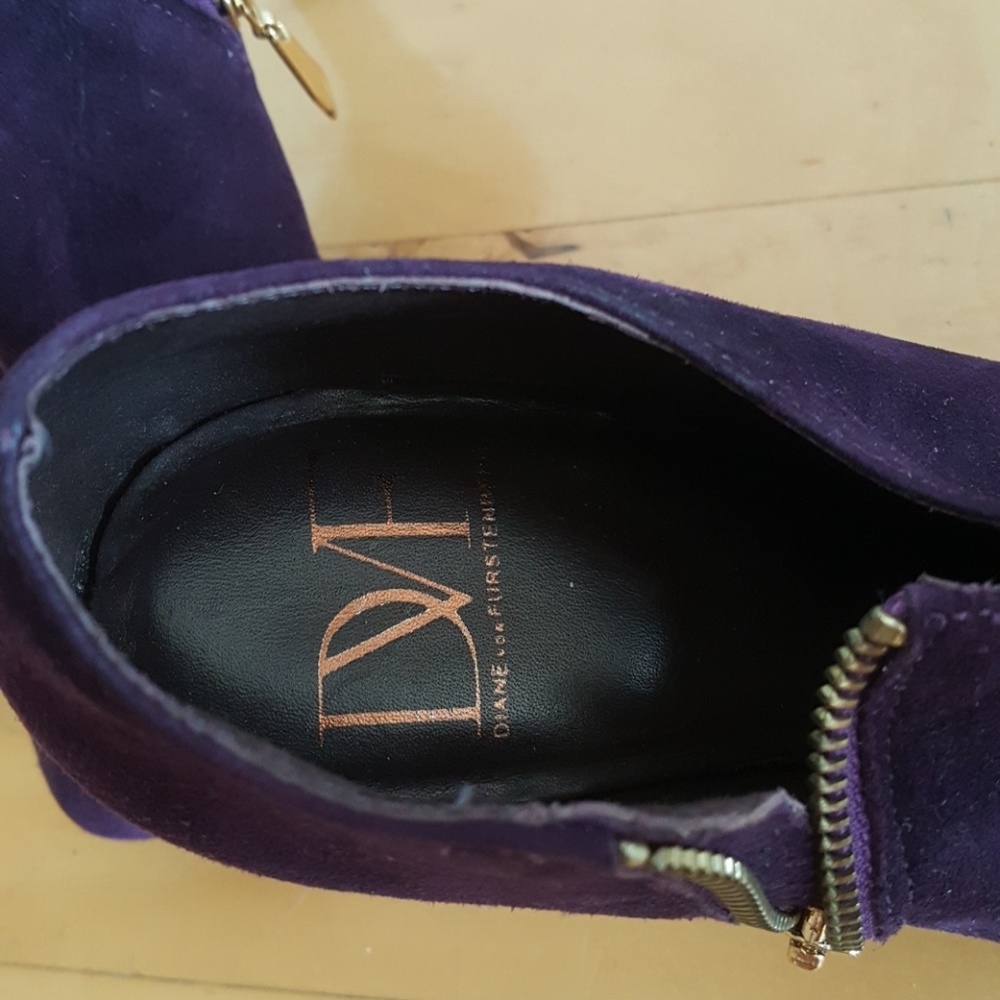 DVF purple suede booties 7.5 - Picture 2 of 7